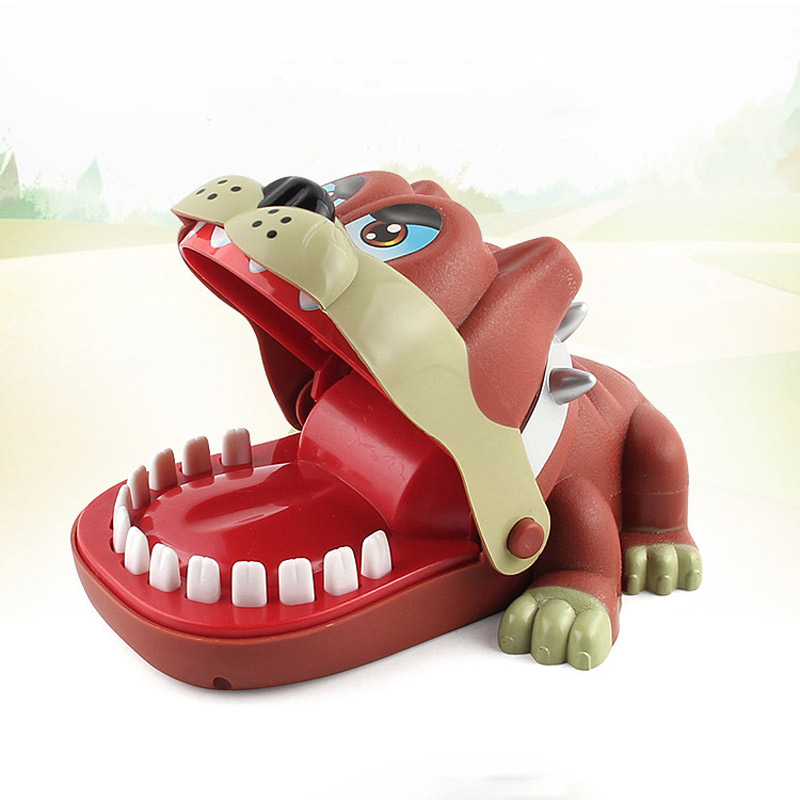 Biting Dog Lucky French Bulldo - Party Games Usa ulasan dan harga